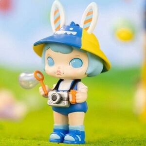 Mia Kindergarten Time Series Blind Box - NIB - Blowing Bubbles